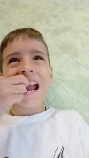 Конфета кислая но вкусная