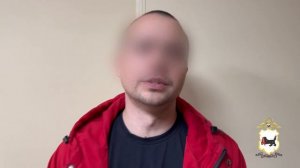 😡 В Иркутске агрессивный мотоциклист разбил ногами лобовое стекло машины девушки. 

По словам агрес