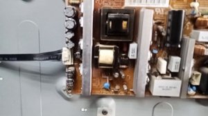 Телевизор Samsung LE37C530F1W не включается | Светится индикатор дежурки, на кнопку не реагирует