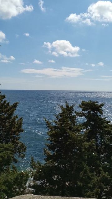 Секретный проход к дикому пляжу 2ч. п. Симеиз, Крым.