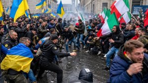 Экстренно! Нападение на Людей ⁄ Войска отступают