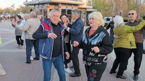 А я тебя поцелую... 02.05.26...