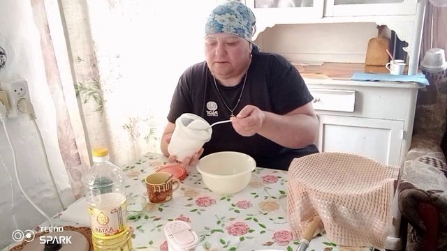 Блины дрожжевые с манкой 👍 смотреть онлайн