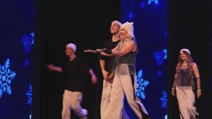 «МОЛОДЁЖКА», вокальный ансамбль. «Праздничный город огни зажжёт»