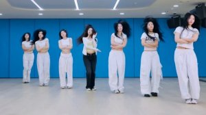 yuna ice cream dance mirror