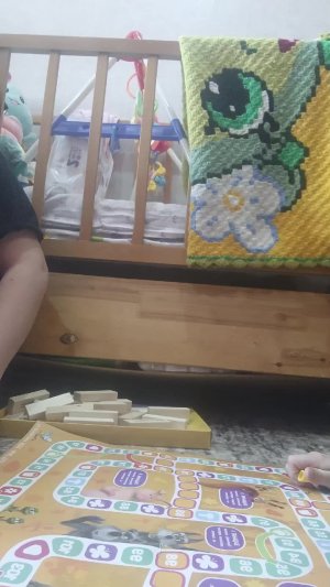 играем в настолку
и выбираем задания
