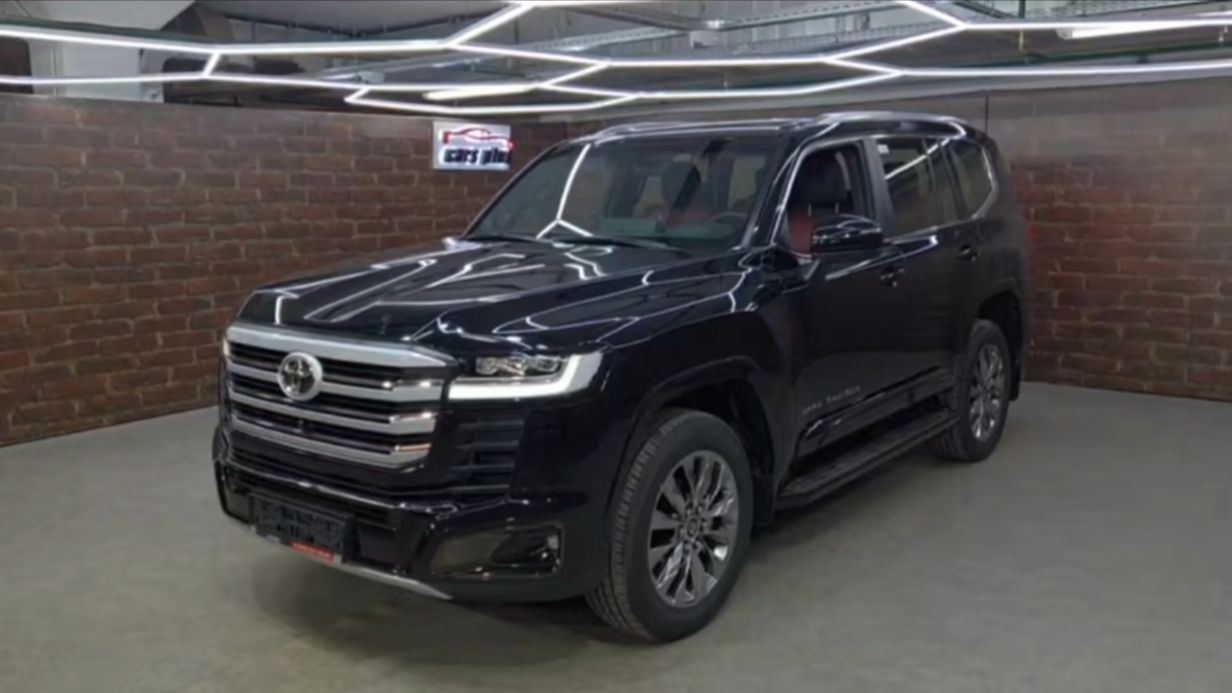 Toyota Land Cruiser 300 гибрид!