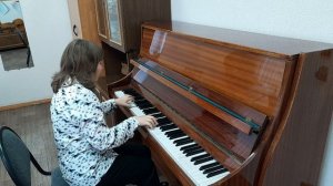 А. С. Зацепин. «Песенка про медведей» (h - moll)