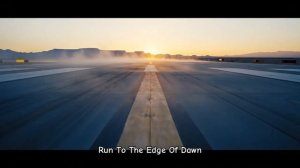 Sarah Thomson - Run to the Edge of Dawn