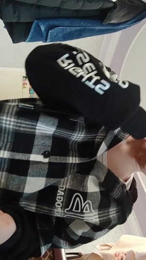 д