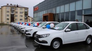 ГЛАВА АВТОВАЗА ПРОГОВОРИЛСЯ вот сколько будет стоить ЛАДА АЗИМУТ