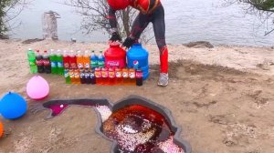 Big Toothpaste Eruptions from Batman Logo pit, Fanta Balloons, Mtn Dew, Giant Coca Cola vs Mentos