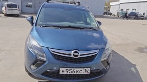 Opel Zafira Tourer C 2013