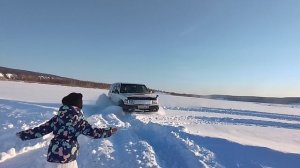Папа на машине
