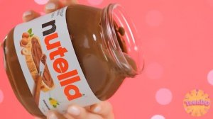 Едим Без рук vs Одной рукой vs Двумя руками Челлендж # Смешные ситуации с едой от TeenDO