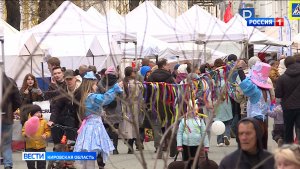 На прогулочной Спасской открыли летний туристический сезон