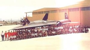 SR-71 «Blackbird» Самолёт, который обгонял ракеты и был невидим для радаров.