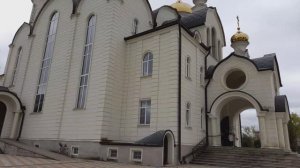 Раздумья под стенами храма. Молился и здоровье перед операцией.  03.05.2026