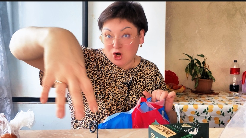 С утра в магазин успела сбегать, ведь себя любимую кормить надо😉/Цена на Минтай в НИЖНЕМ/