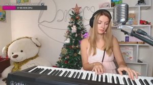 Джеся FM впервые играет на синтезаторе в эфире. Лучшие моменты из эфира.