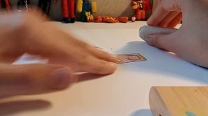 рисую приглашение из игры в кальмара