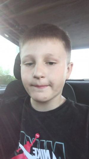 н