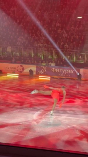 Заводной номер Дарьи Садковой на шоу Этери Тутберидзе 26.04.26