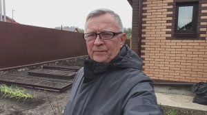 КУПИЛ ЖЕНЕ ИГРУШКУ.