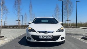 Opel Astra GTC 2012г.в.