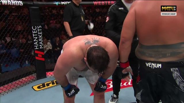Тай Туиваса против Луи Сазерленда. UFC Fight Night