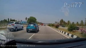 Завалил кокосами