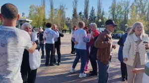 3 мая.Танцуем под Хит.