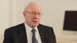 Азаров: США в 2003 году обманули Киев, пообещав около $15 млрд за участие украинских военных в ...