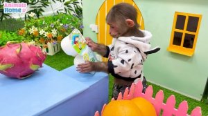 BiBi harvests fruits to make fruit yogurt for Ody cat