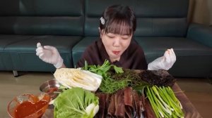 Мукбанг. Корейцы едят на камеру. 🤤 залипательно