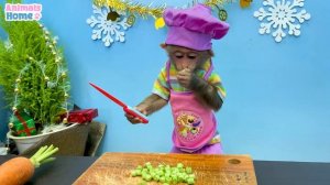 Chef BiBi harvests eggs to make egg rolls for baby monkey Obi