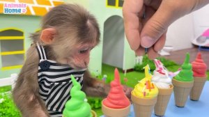 Naughty BiBi makes ice cream for Ody cat