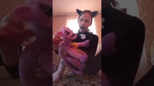 обзор на игрушки и тд из  poppy pleytaym smiling critters and nightmares critters
