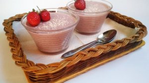 Сладкое суфле с клубникой