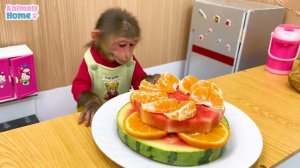 BiBi obediently harvests fruit to make fruit yogurt for Ody