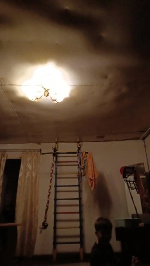 Илья друг заходи скорей другие люди тоже