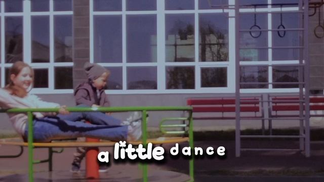 Funny Bird – Happy Vika [official Video]