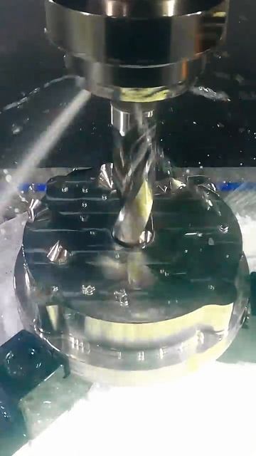 Титаны CNC. Тяжелая обработка