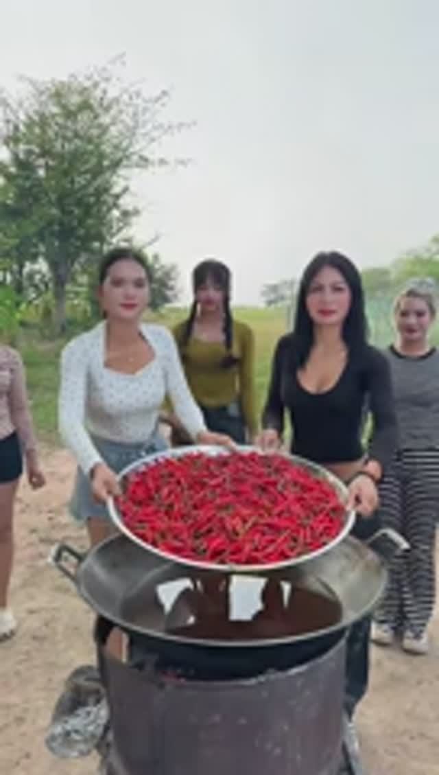 Готовим аппетитный жареный чили во фритюре