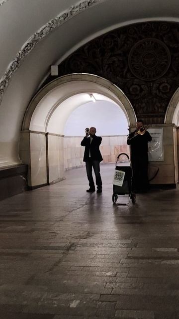 Утро в Московском метро