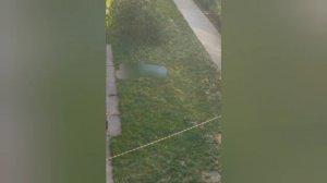 В Калининграде под окнами многоэтажки нашли тела пенсионерки, ее дочери и трехлетнего внука 

Сначал