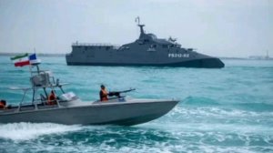 🇮🇷 Иранские ракеты поразили американский военный корабль в районе Ормузского пролива — Fars