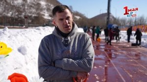 Камчатка, Труд, Май: Субботник сотрудников МЧС на стадионе «Спартак» в ПКГО