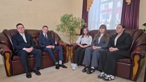 Школьники из Клинцов блеснули познаниями истории местного самоуправления