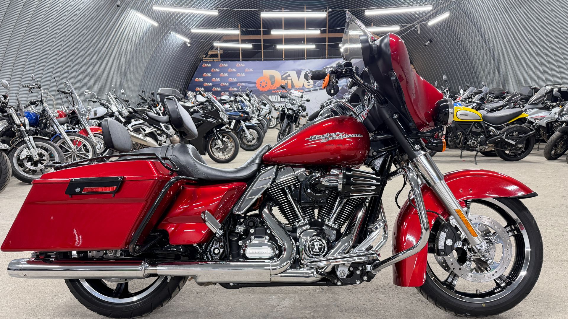 Обзор Harley-Davidson Street Glide FLHX 1690 |В НАЛИЧИИ| смотреть онлайн
